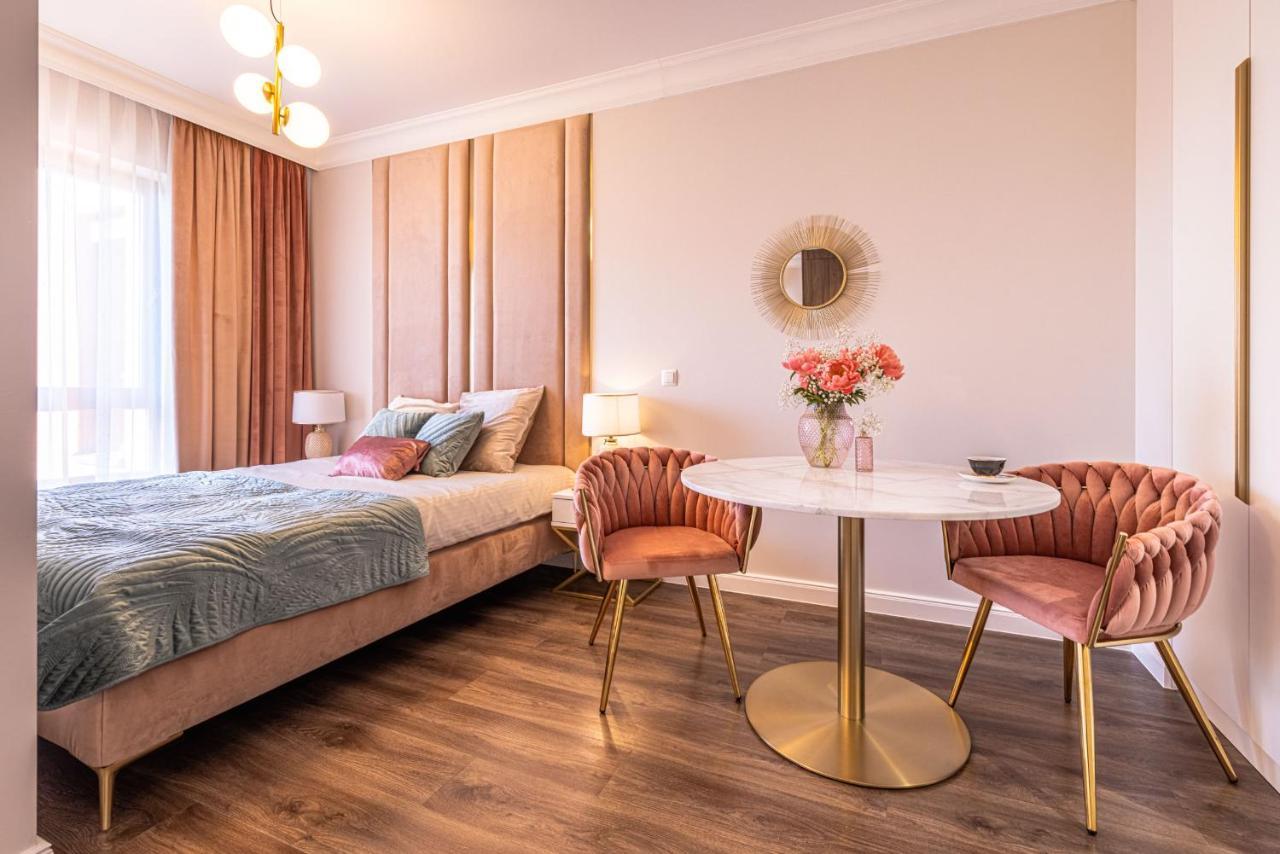 Apartmán Zloty Lotos-Srodmiescie Z Darmowym Parkingiem Gdaňsk Exteriér fotografie