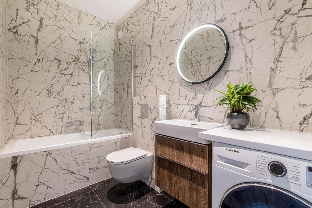 Apartmán Zloty Lotos-Srodmiescie Z Darmowym Parkingiem Gdaňsk Exteriér fotografie